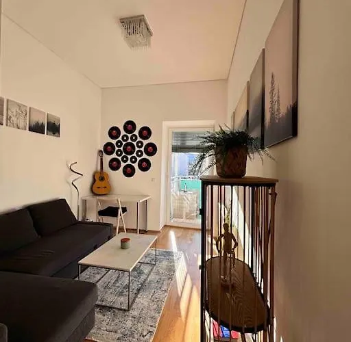 Takara 06 Im Zentrum Klagenfurt am Woerthersee